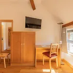 Biohotel Stiftsgut Wilhelmsgluecksbrunn فندق 3*