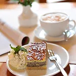 Biohotel Stiftsgut Wilhelmsgluecksbrunn فندق 3*