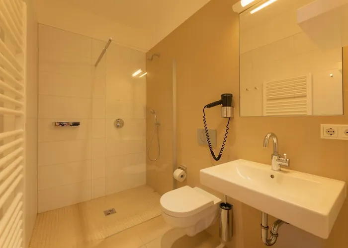 Biohotel Stiftsgut Wilhelmsgluecksbrunn 3* Creuzburg